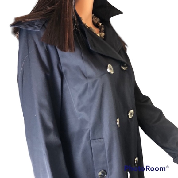 NWT Tahari navy trench coat. Size S - Picture 7 of 8
